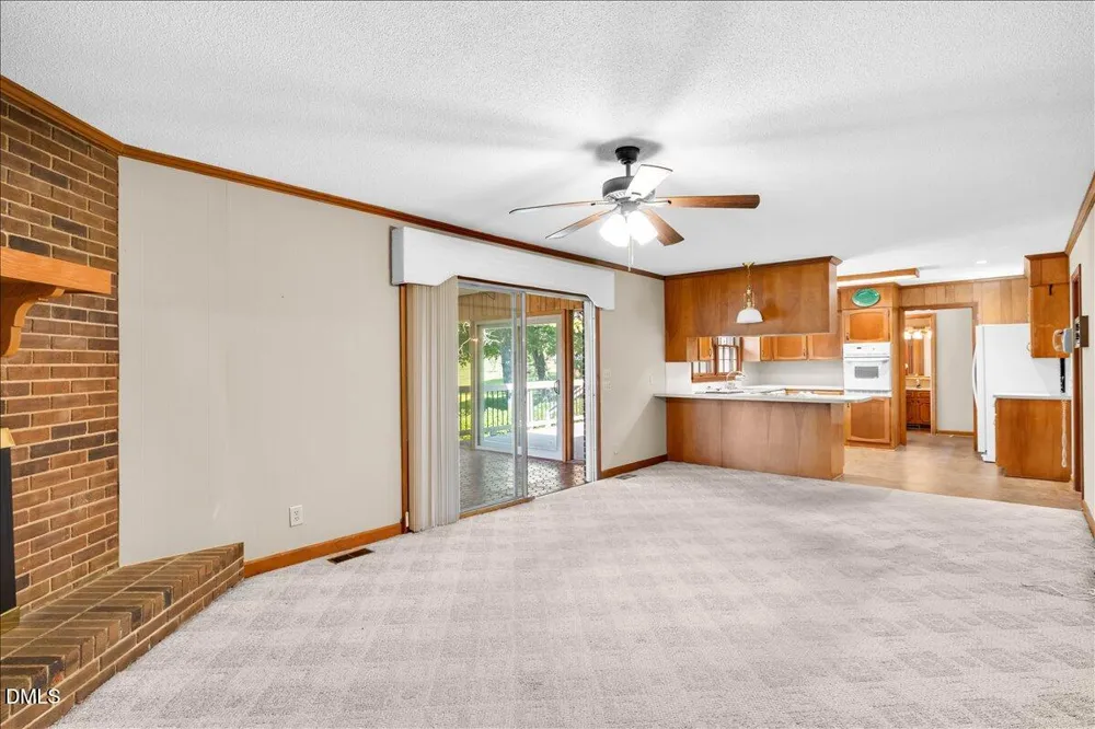 200 Edgewater Drive Broadway, NC 27505