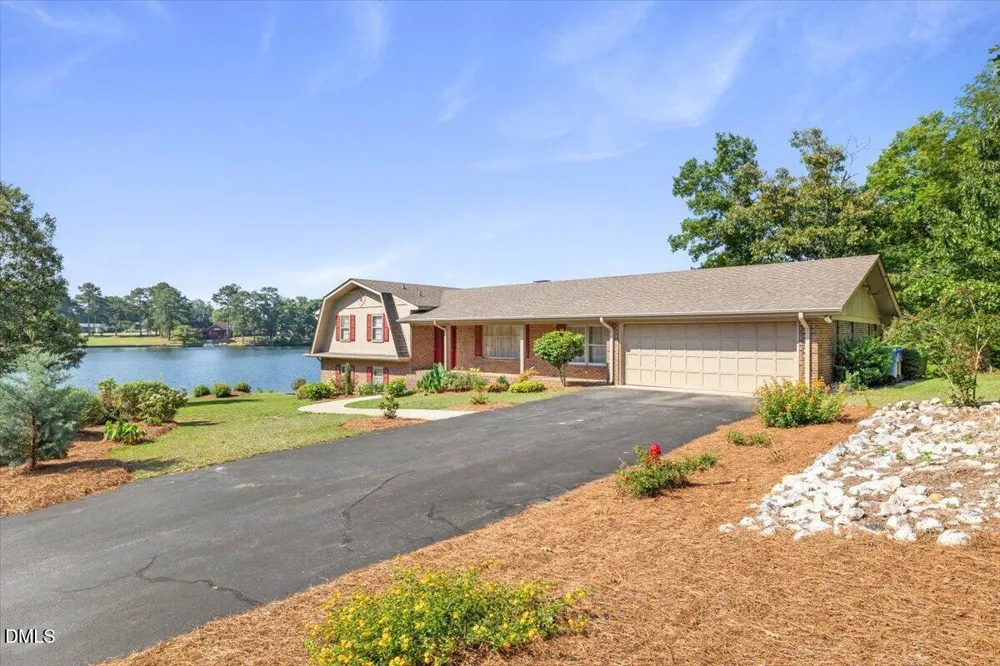 200 Edgewater Drive Broadway, NC 27505