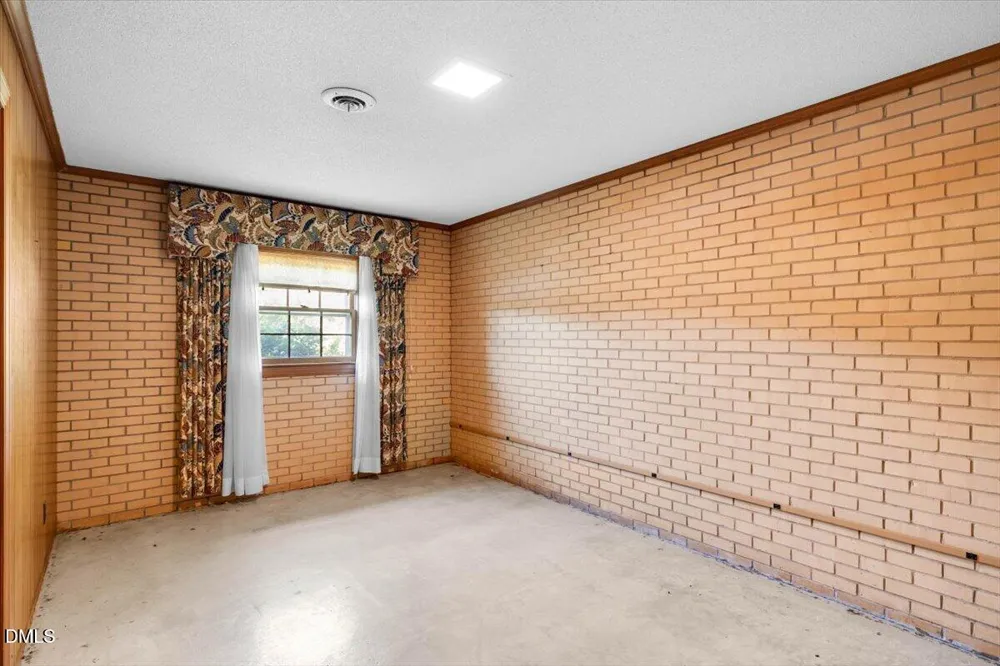 200 Edgewater Drive Broadway, NC 27505