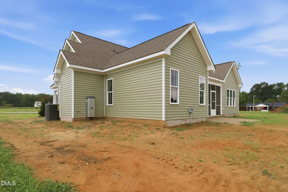 5894 Baylors Way Kenly, NC 27542