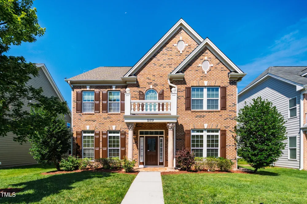 2129 Glade Valley Lane Morrisville, NC 27560