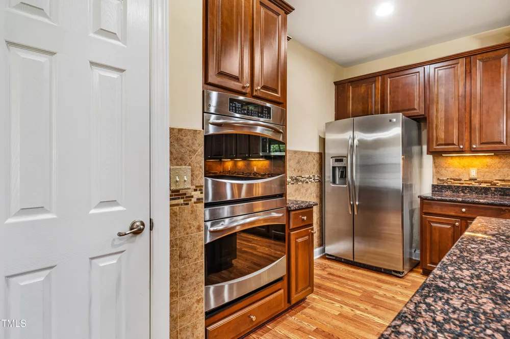 2129 Glade Valley Lane Morrisville, NC 27560