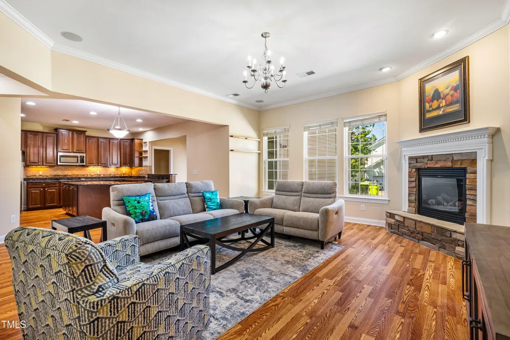 2129 Glade Valley Lane Morrisville, NC 27560