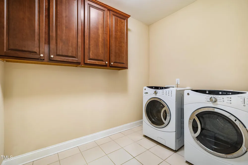 2129 Glade Valley Lane Morrisville, NC 27560
