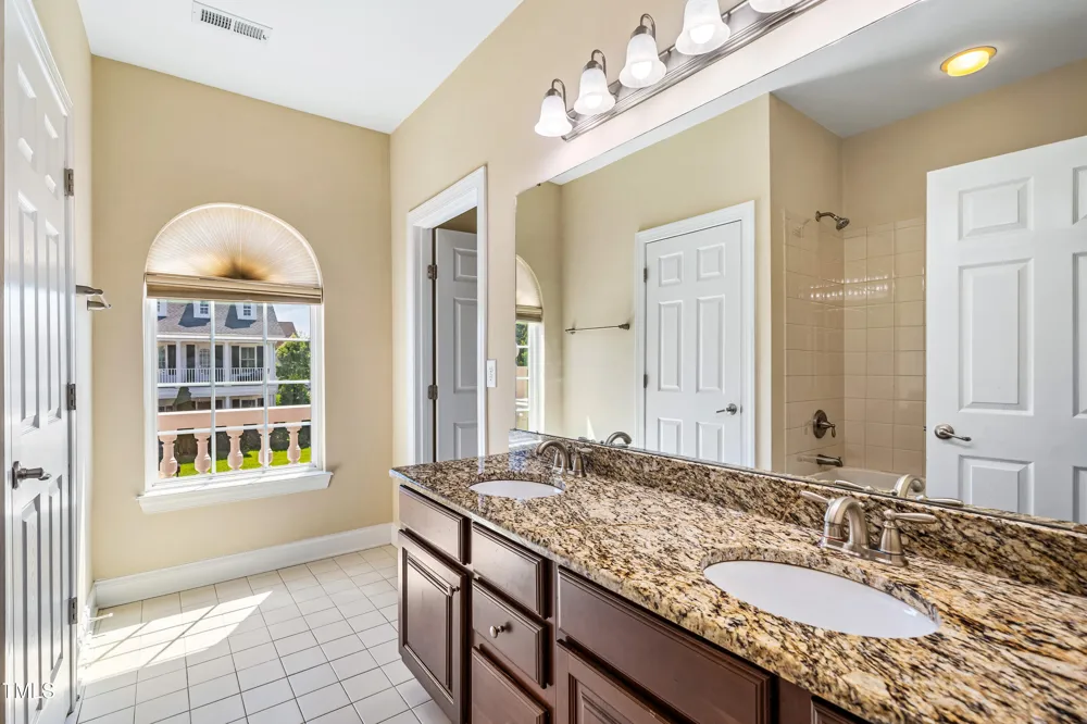 2129 Glade Valley Lane Morrisville, NC 27560