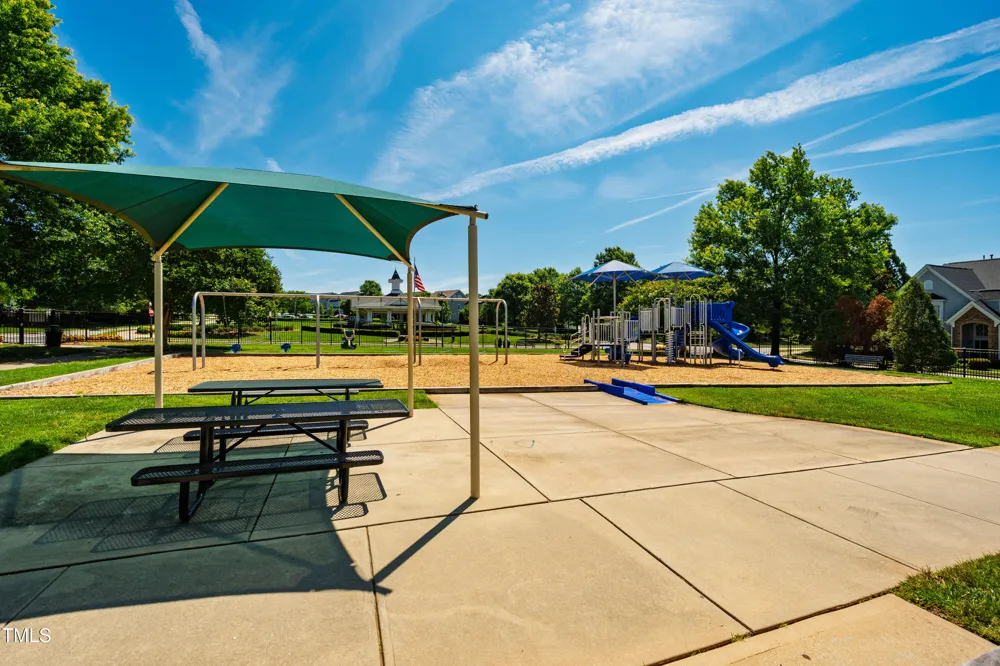 2129 Glade Valley Lane Morrisville, NC 27560