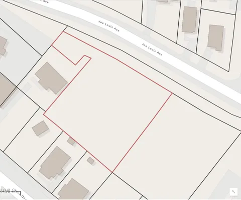 1304 Joe Louis Avenue