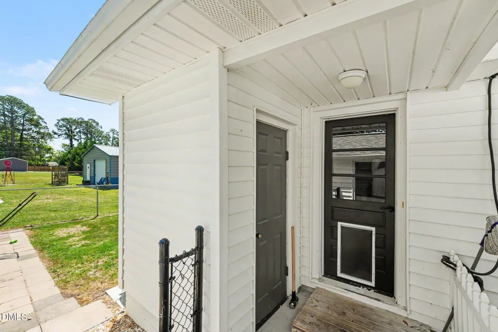 106 Fort Street Pikeville, NC 27863