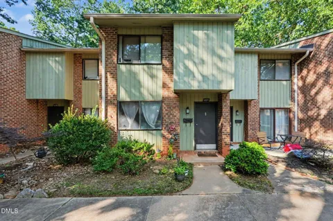 1231 Teakwood Place