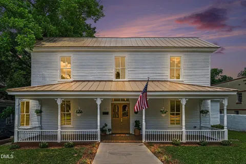 309 W Walnut Street