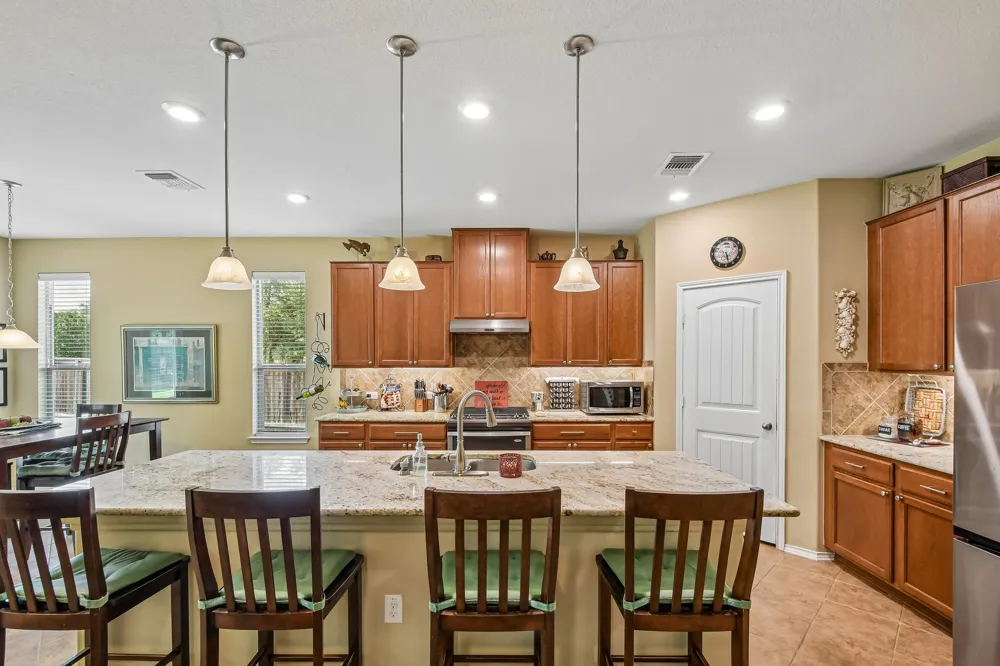 1601 Bovina Drive Leander, TX 78641