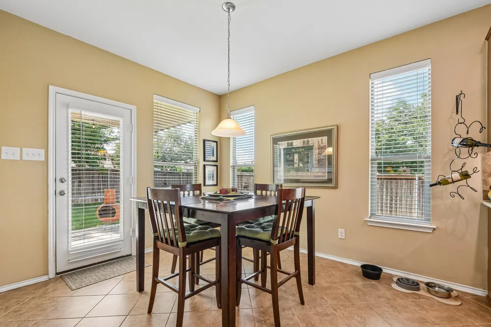 1601 Bovina Drive Leander, TX 78641