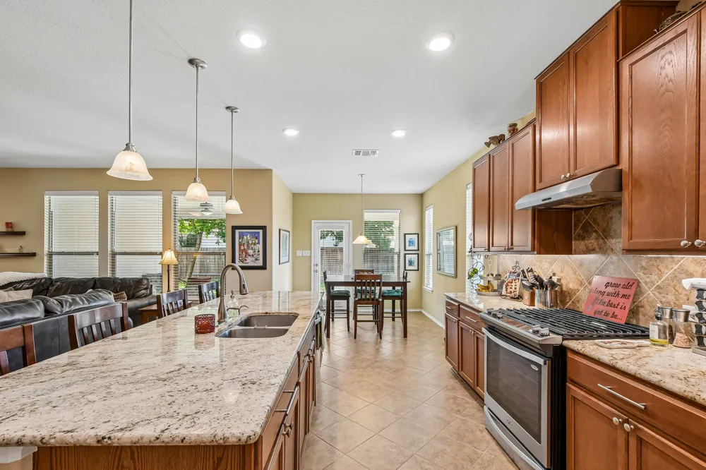 1601 Bovina Drive Leander, TX 78641