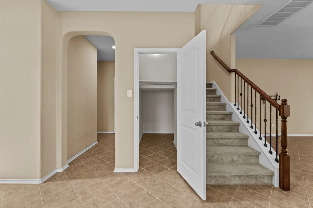 1601 Bovina Drive Leander, TX 78641