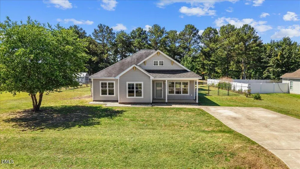 5606 Blanch Fields Lane Lucama, NC 27851