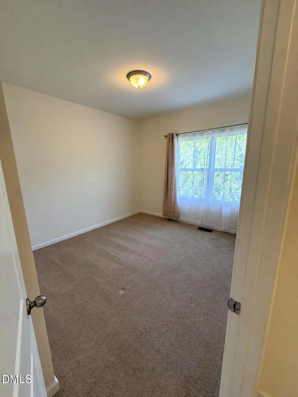 516 Skymont Drive Holly Springs, NC 27540