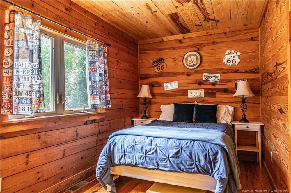 105 Lakewood Drive Aberdeen, NC 28315