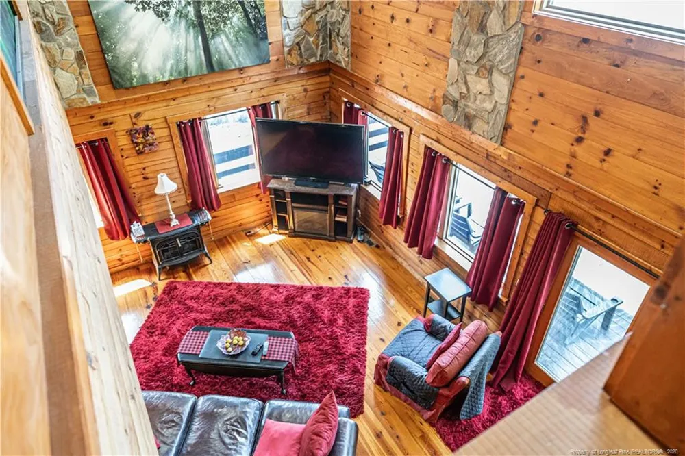 105 Lakewood Drive Aberdeen, NC 28315
