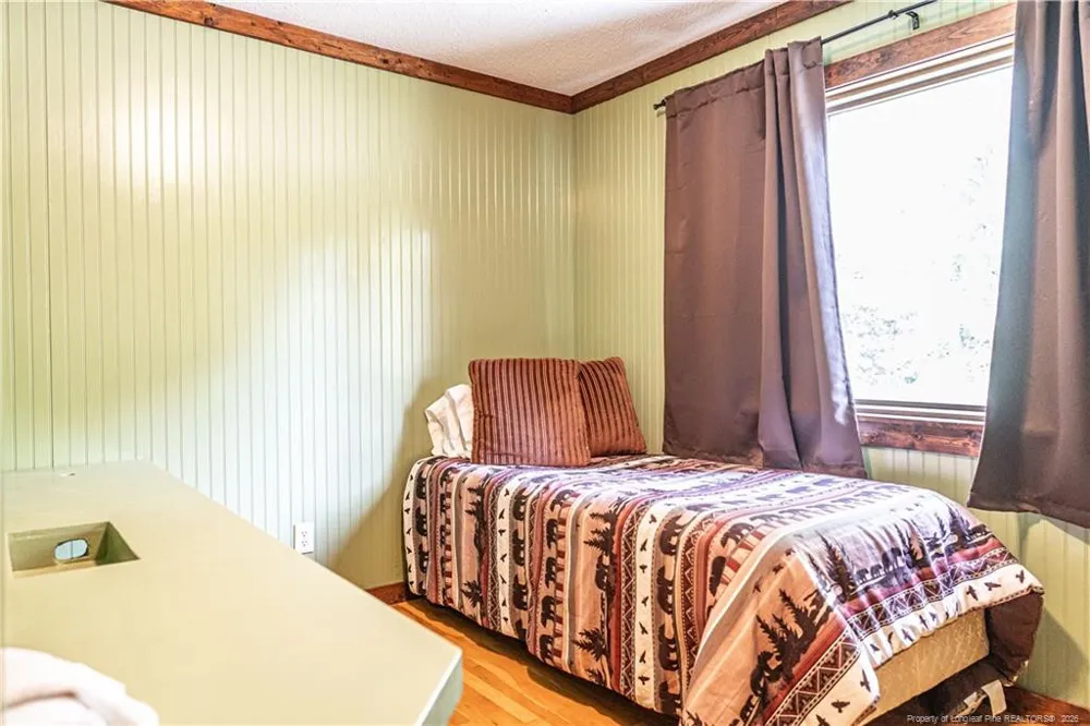 105 Lakewood Drive Aberdeen, NC 28315