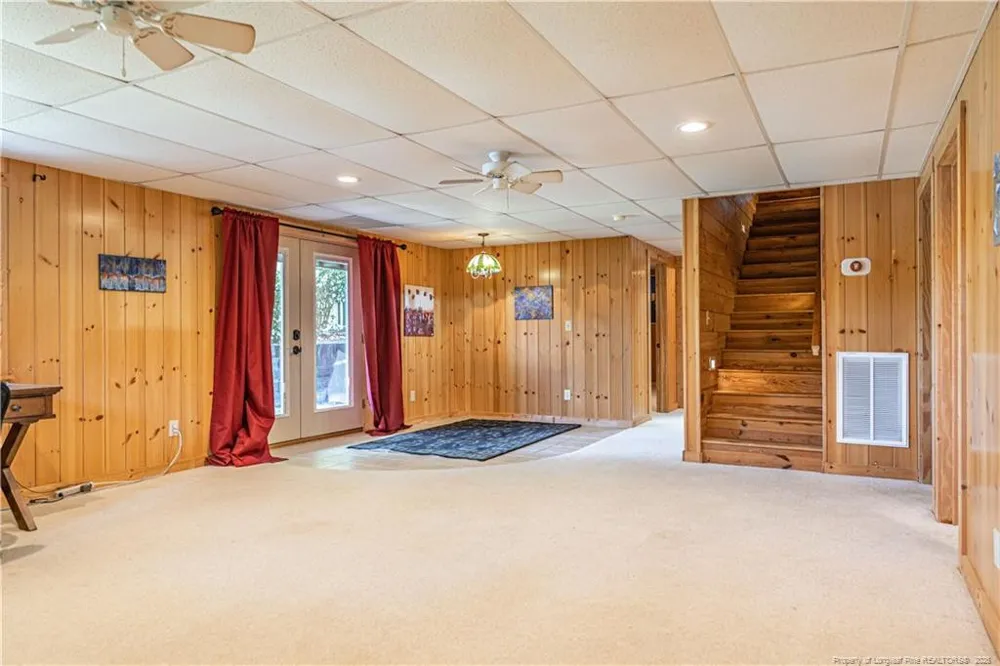 105 Lakewood Drive Aberdeen, NC 28315