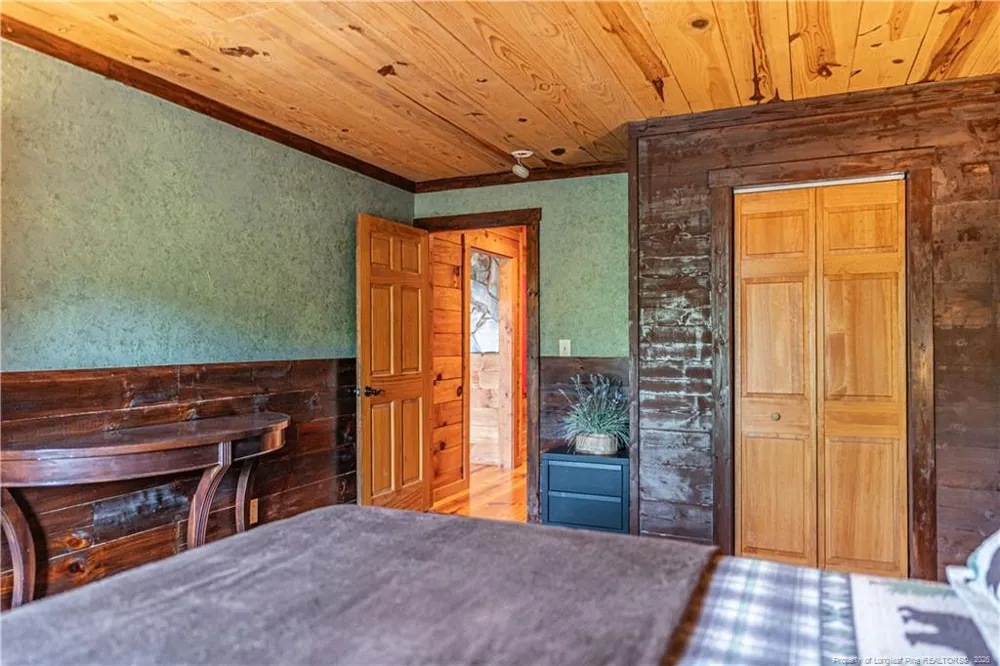 105 Lakewood Drive Aberdeen, NC 28315