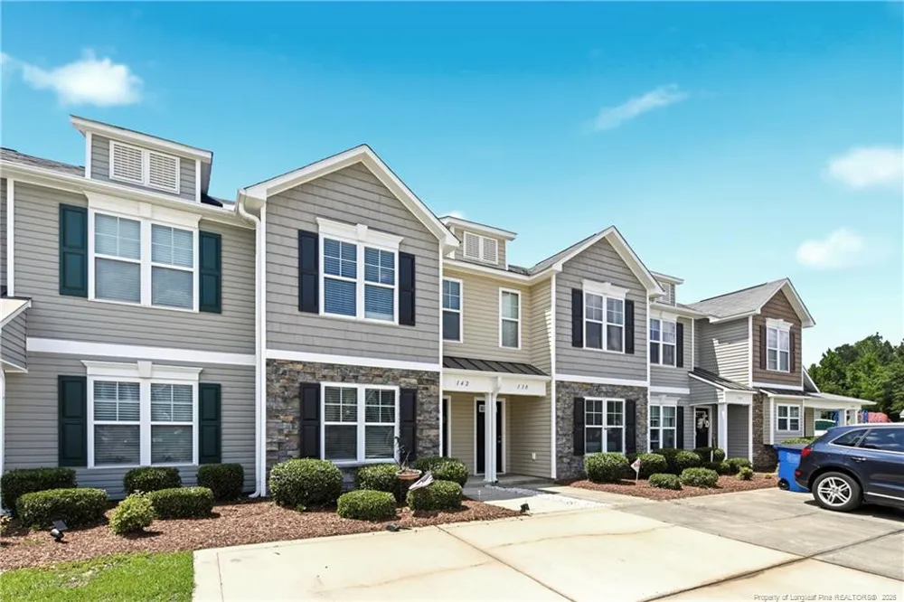 142 Collinwood Drive Raeford, NC 28376