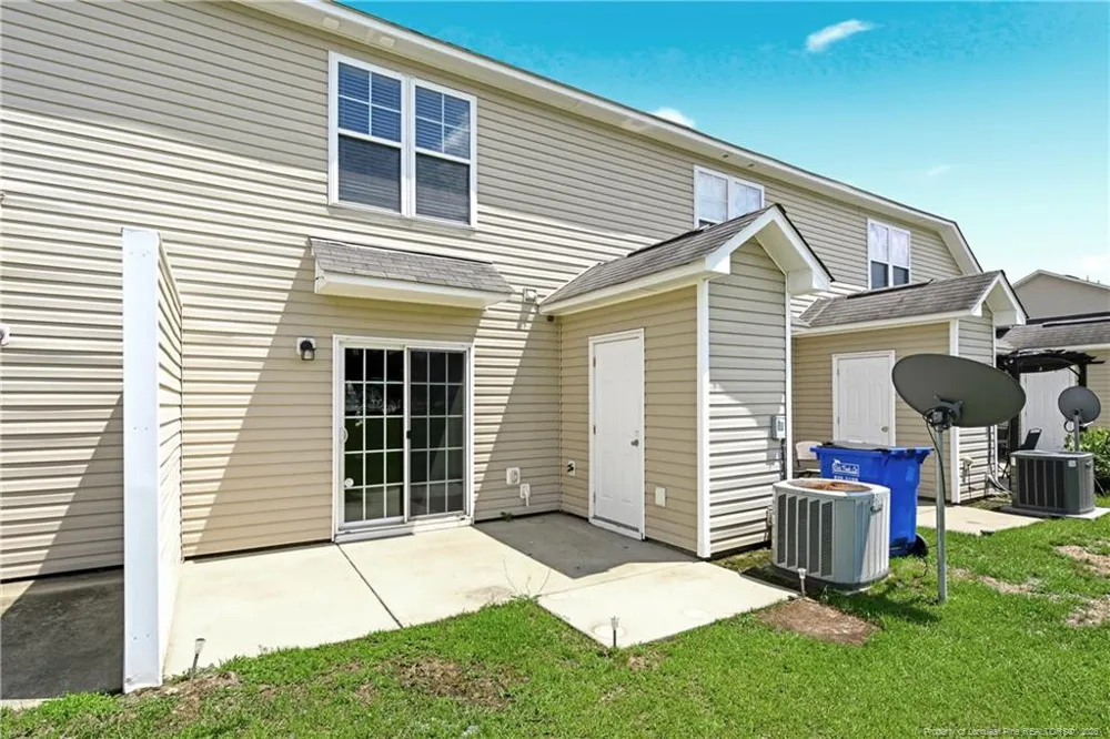 142 Collinwood Drive Raeford, NC 28376