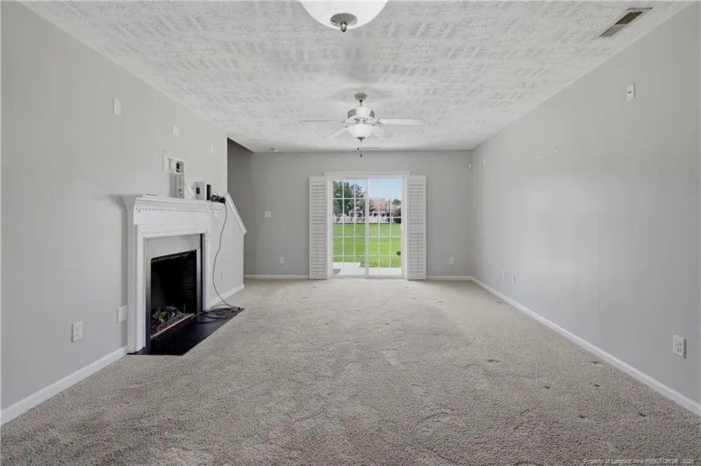 142 Collinwood Drive Raeford, NC 28376