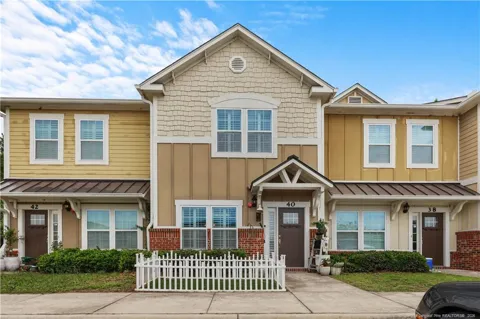 40 Hunter's Run Avenue