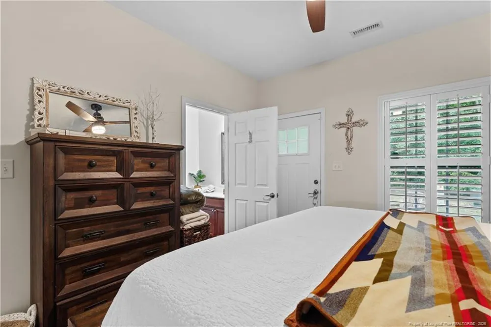 40 Hunter's Run Avenue Pembroke, NC 28372