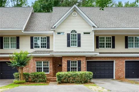 320 Glenburney Drive #104