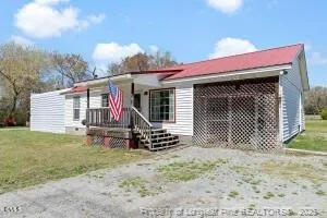 288 Baileys Crossroads Road Benson, NC 27504