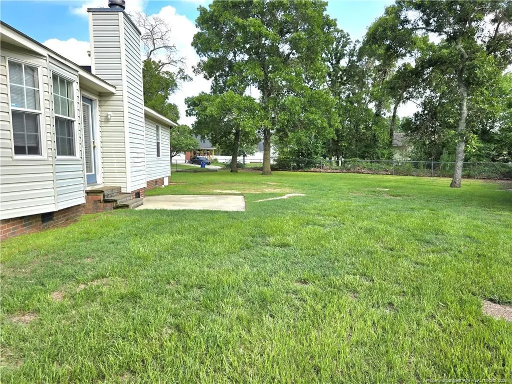 108 Laura Lane Raeford, NC 28376