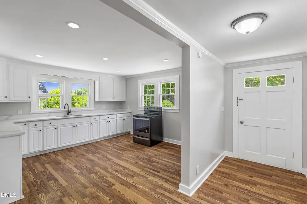 3111 Lucas Street Elon, NC 27244