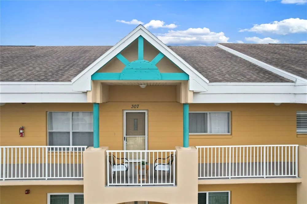 2209 UTOPIAN DRIVE E #307 Clearwater, FL 33763
