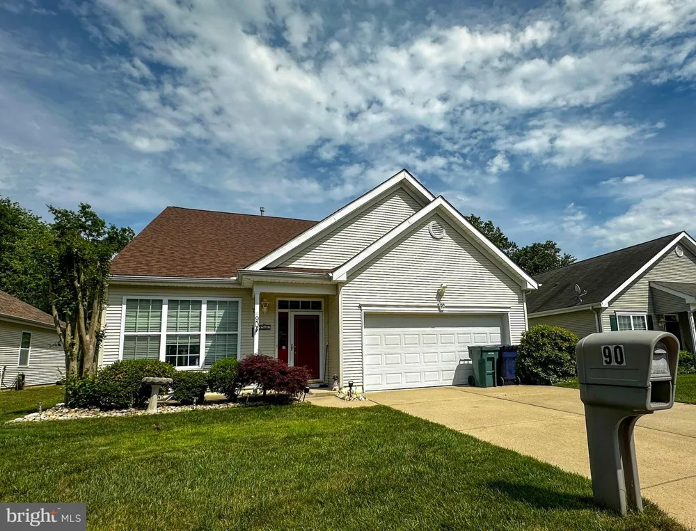 90 BRIARWOOD DRIVE Tuckerton, NJ 08087