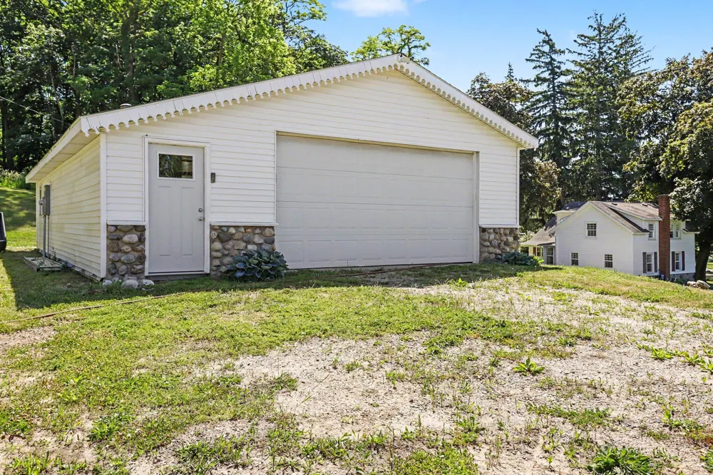 3189 125th Avenue Allegan, MI 49010