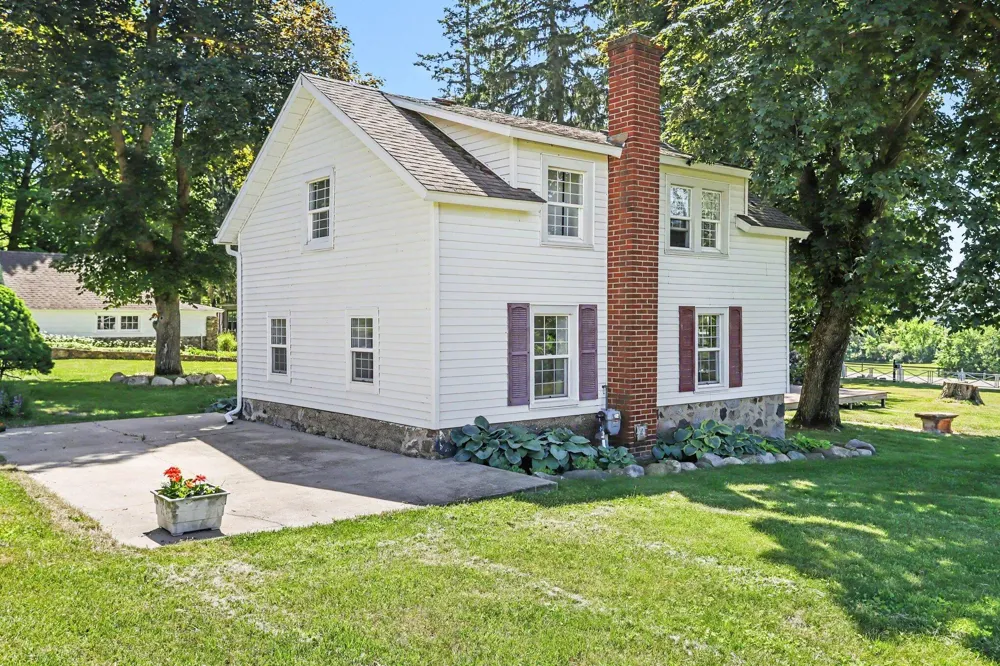 3189 125th Avenue Allegan, MI 49010
