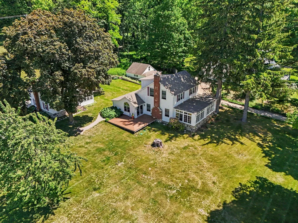 3189 125th Avenue Allegan, MI 49010