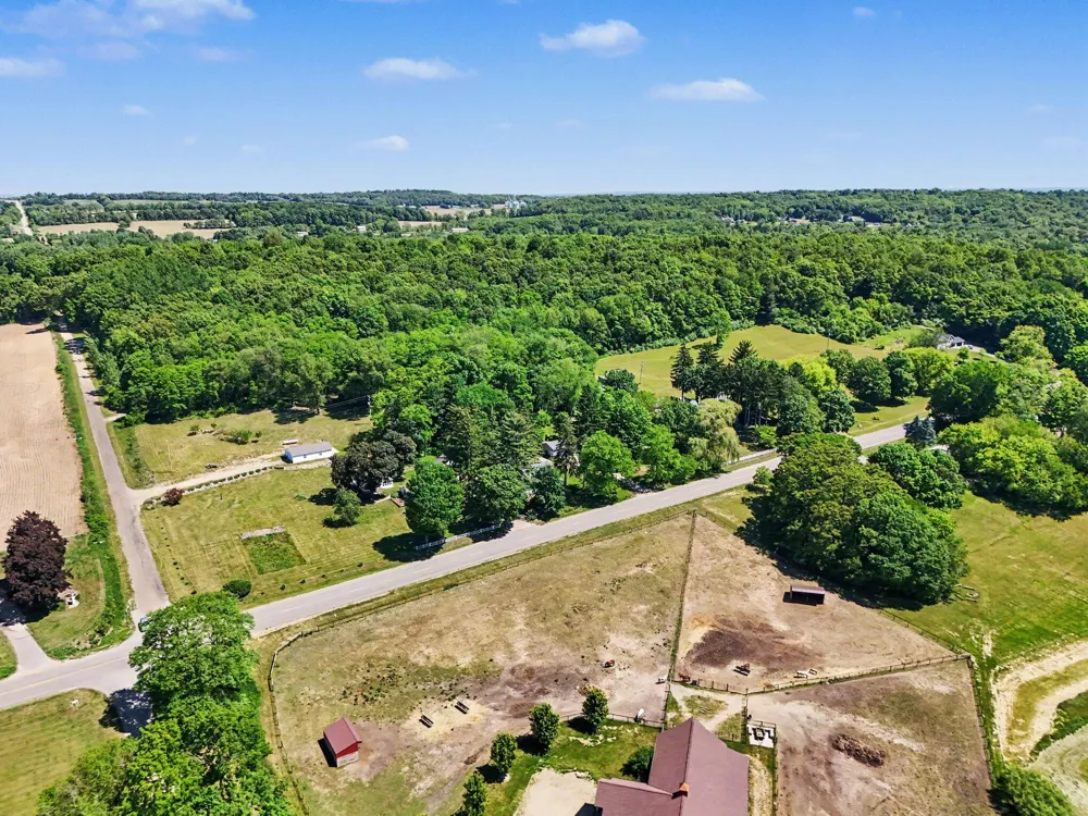 3189 125th Avenue Allegan, MI 49010