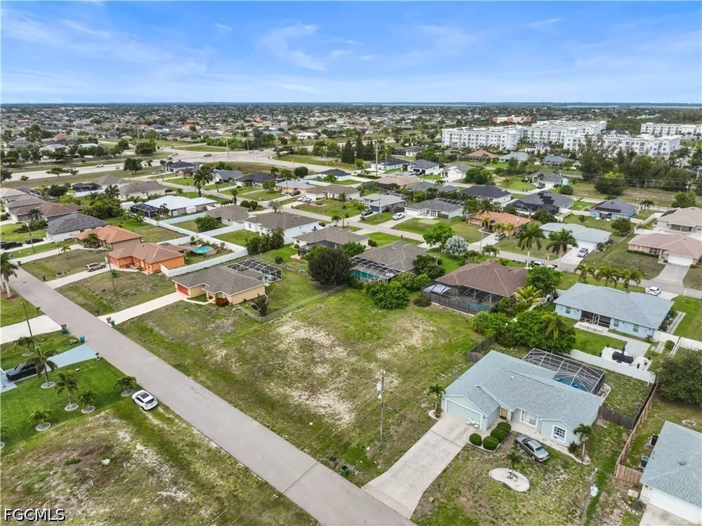 SW 19th Avenue Cape Coral, FL 33991