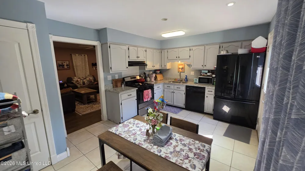 4215 Highgate Drive Horn Lake, MS 38637