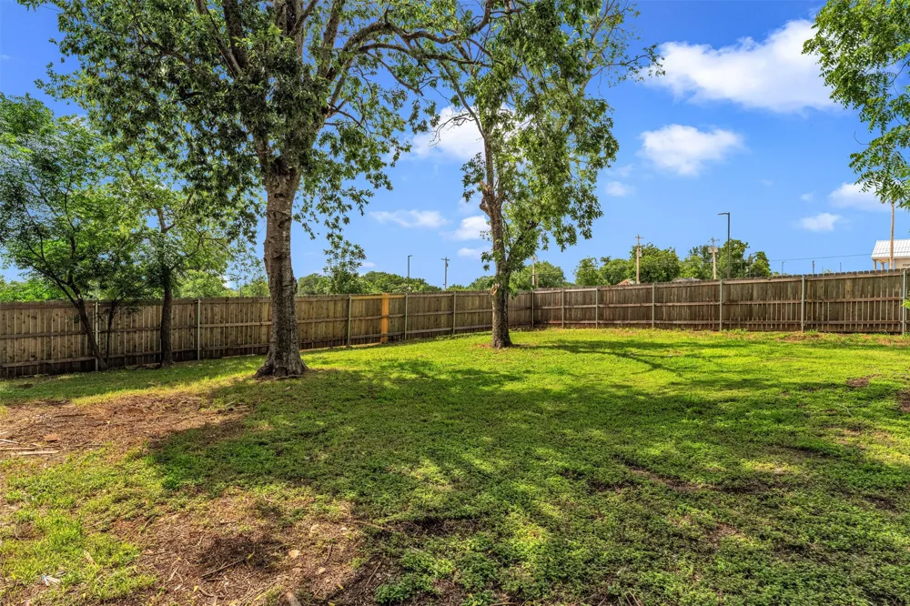 210 S 5th Street Gatesville, TX 76528