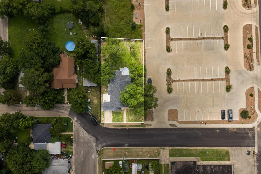 210 S 5th Street Gatesville, TX 76528