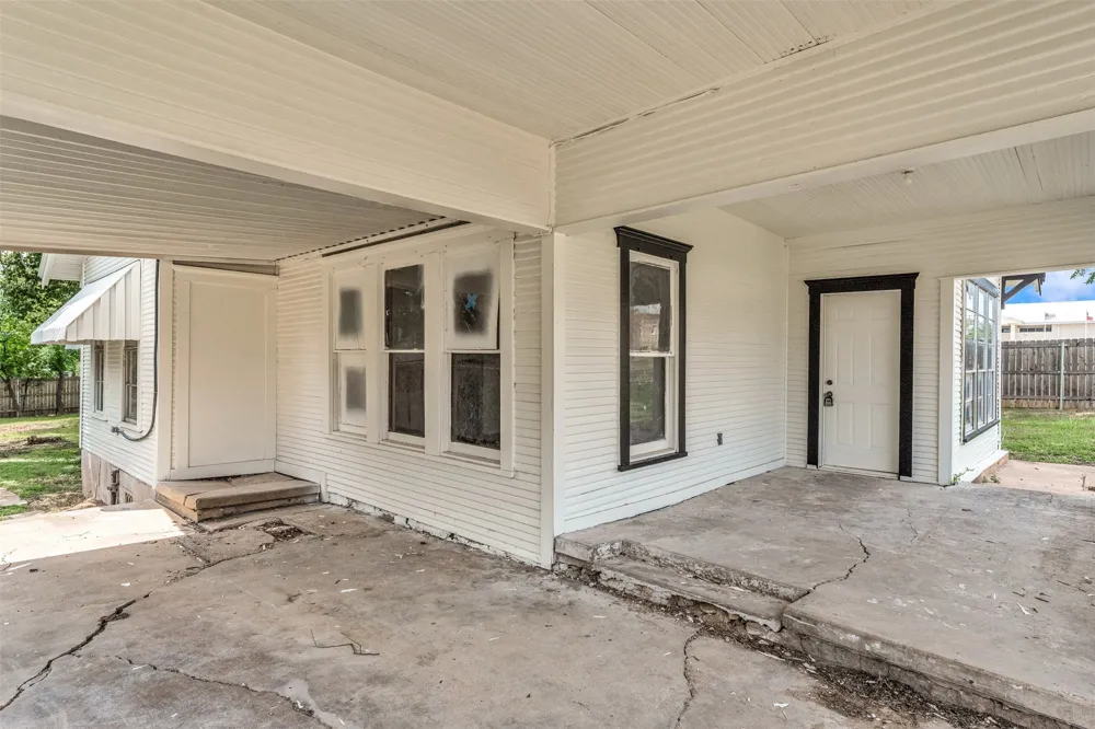 210 S 5th Street Gatesville, TX 76528