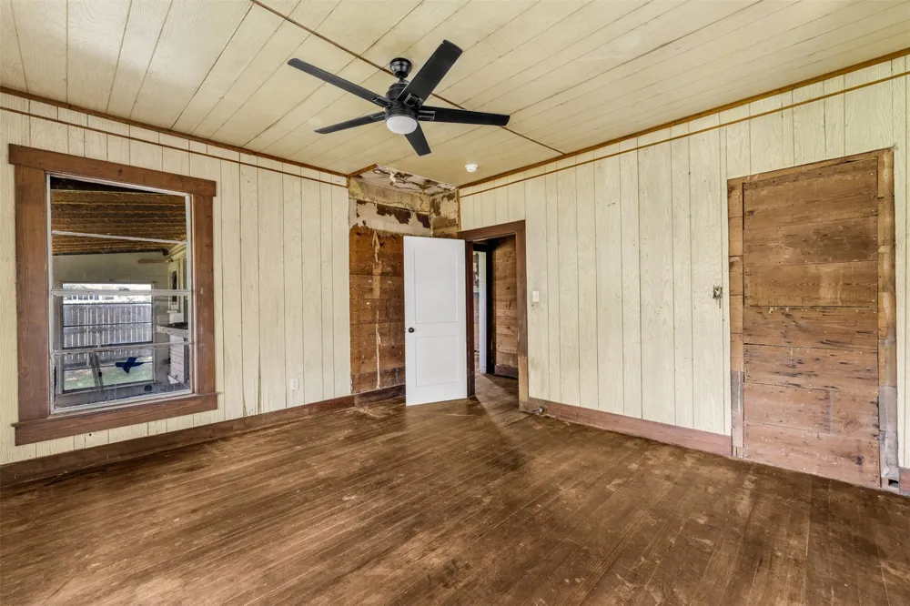 210 S 5th Street Gatesville, TX 76528