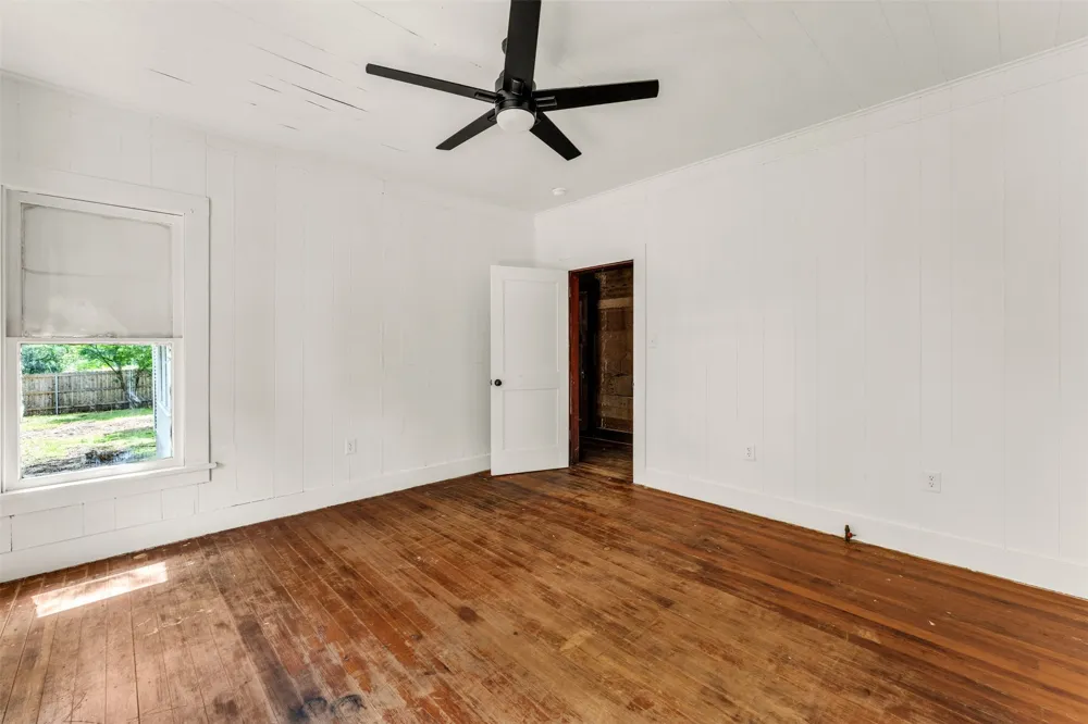 210 S 5th Street Gatesville, TX 76528