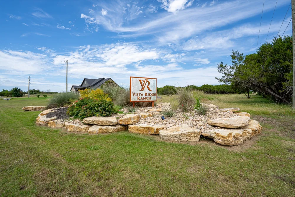 1018 Creek Crossing Road Glen Rose, TX 76070