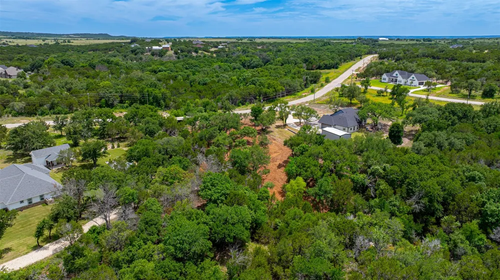 1018 Creek Crossing Road Glen Rose, TX 76070