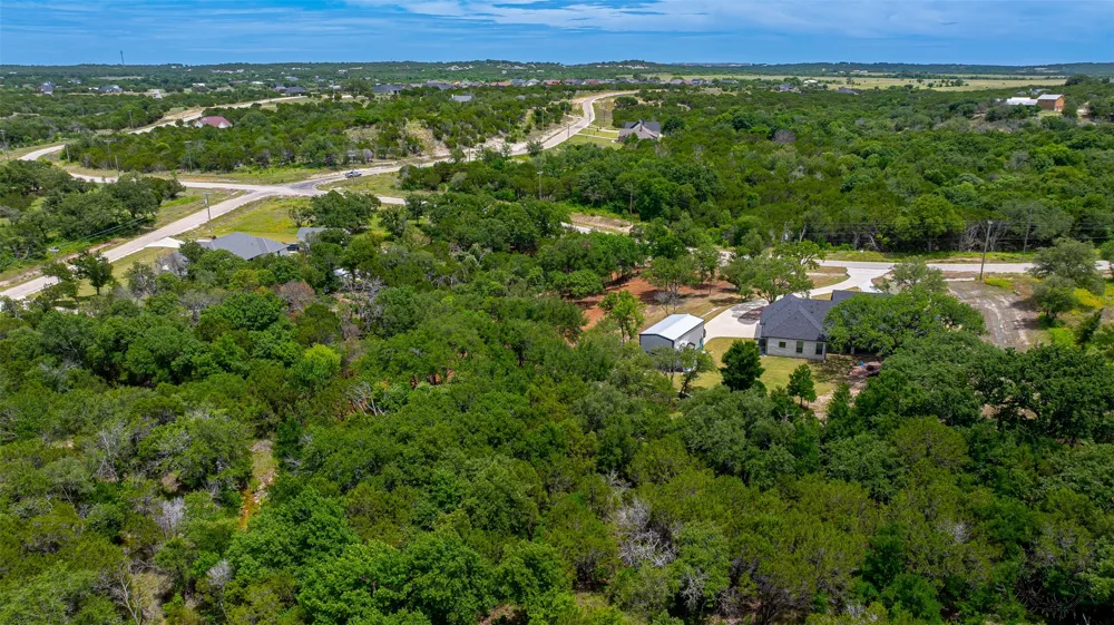 1018 Creek Crossing Road Glen Rose, TX 76070